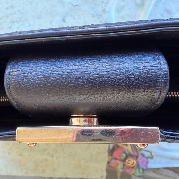 Chanel Grained CalfSkin Stitched Large Shoulder Bag - Picture 11 of 13